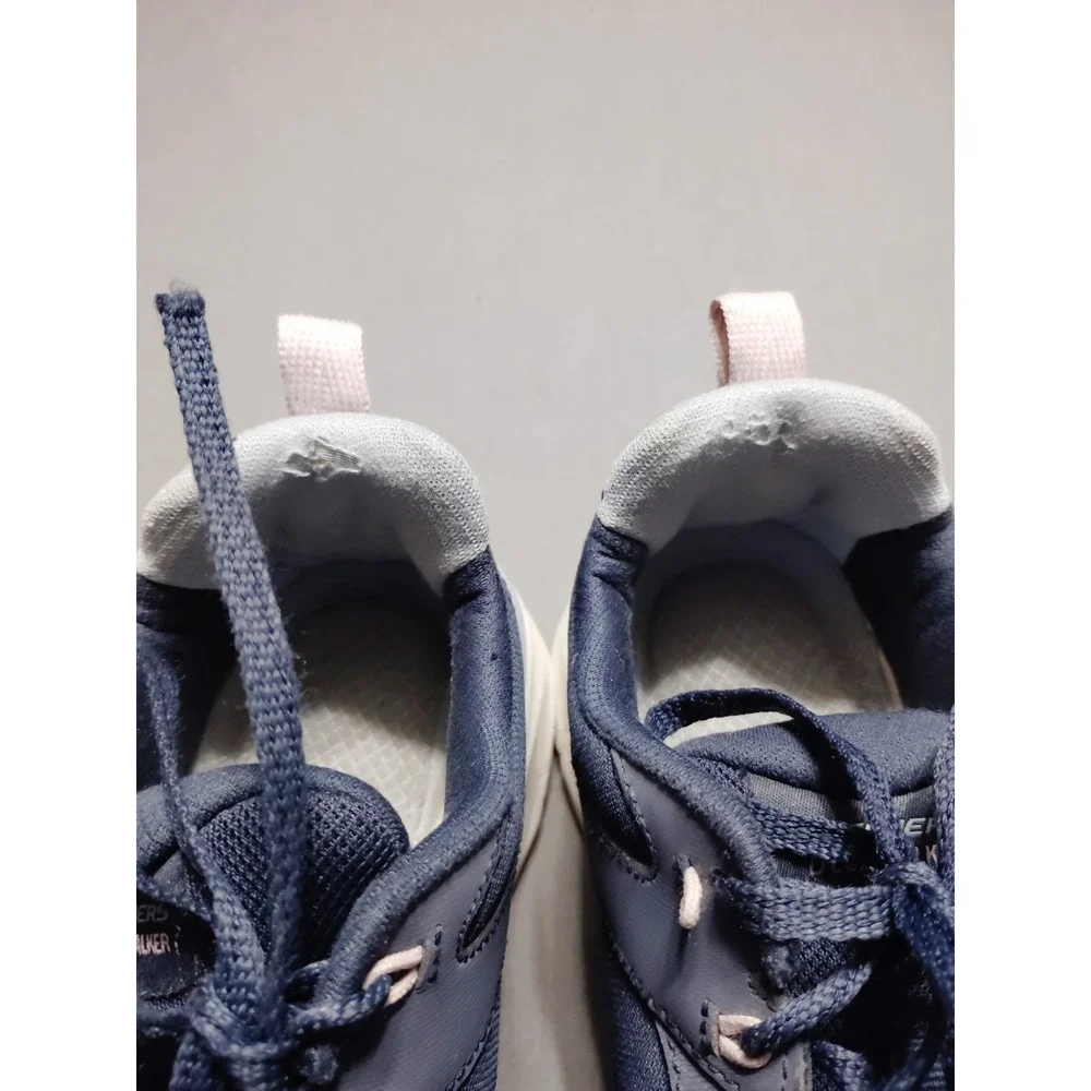 Skechers lux walker